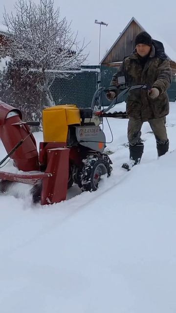 Снегоуборочная приставка к мотоблоку в действии смотреть онлайн
