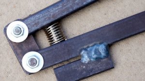 Самодельный перфоратор для металла — пробиваем отверстия в листе за секунды! — сделано в Clipchamp