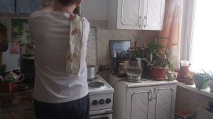 МУКБАНГ готовит еду и кушаем.