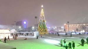 Южный Урал. Магнитогорск. Вечерние новогодние ёлки. 5 января 2026 г.