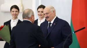 Лукашенко привел к присяге руководителей и судей Верховного и Конституционного судов