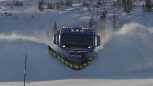 Как в Норвегии чистят дороги после метелей