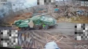 Удар FPV-дроном  по САУ 'Богдана' Всу в районе н.п. Преображенка 💥🇷🇺👊