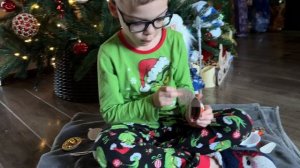 Открываем Kinder Joy «Очень странные дела» 🤩