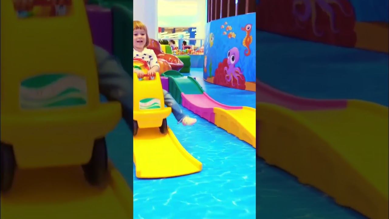 Осматриваем каждый уголок игровой комнаты!  #длядетей #играемсдетьми #длямалышей смотреть онлайн