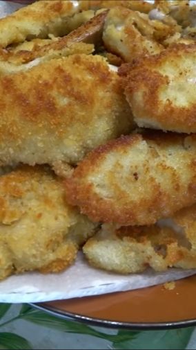 Лайфхак при жарке рыбы в кляре смотреть онлайн