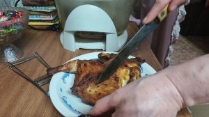 Готовим салаты ,отмечаем день рождения .