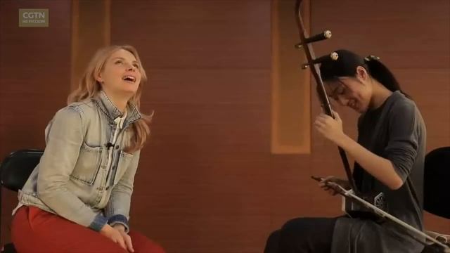 Эрху – образец китайского смычкового струнного инструмента смотреть онлайн