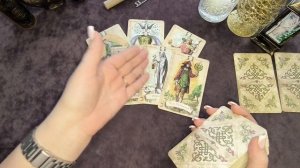 Гадание на суженого. #Гаданиенажениха #гаданиенасвятки #гаданиенарождество #гаданиеналюбовь #таро