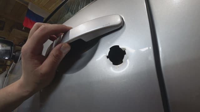 Пытались вскрыть Рено Дастер, устраняю последствия воров смотреть онлайн