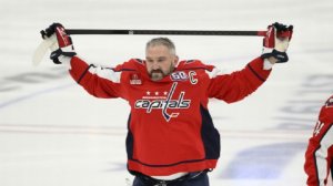 Овечкин забил 913-й гол в НХЛ и обновил исторический рекорд