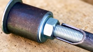 Самодельный металлический упор для удочки — не упадёт даже на ветру!