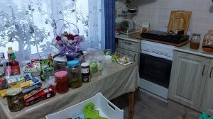 Делаю уборку на кухне