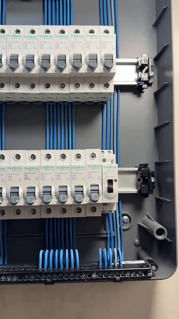 Работа электрика смотреть онлайн