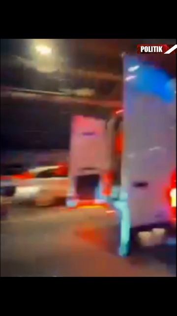 Президента Венесуэлы Мадуро возят по улицам Нью-Йорка как грешников и преступников в Средние века смотреть онлайн