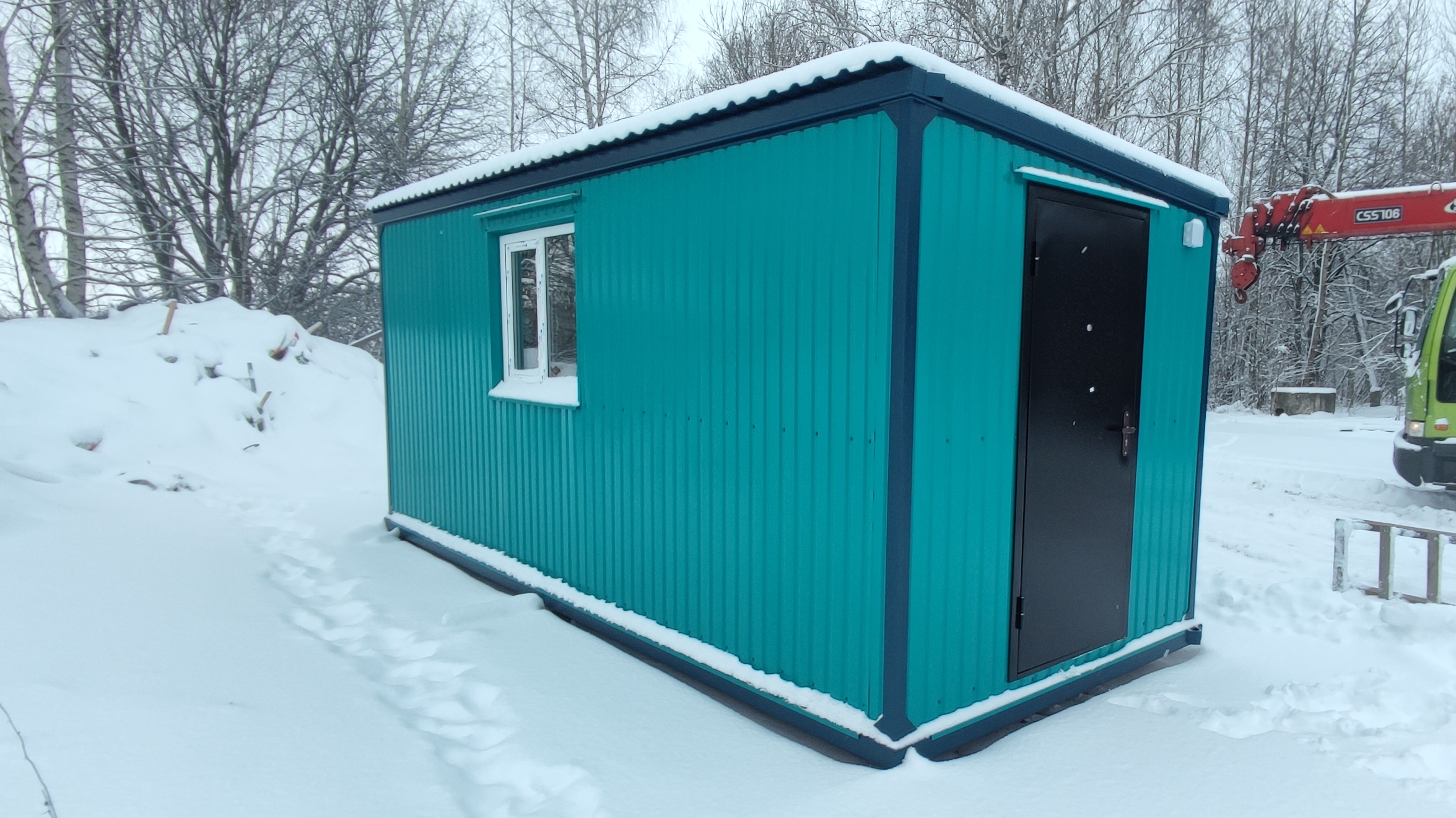 Дачный домик, вагончик металлический, блок контейнер бытовка для дачи и дома, хоз блок 2.40х6х2.40м смотреть онлайн