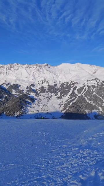 опасный склон на красной трассе горнолыжного Архыза #архыз смотреть онлайн