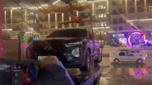 В горах Сочи нарушителей правил парковки эвакуируют и ночью