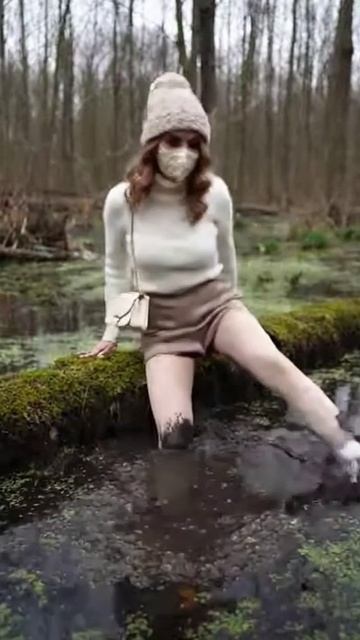 Девушка в грязи смотреть онлайн