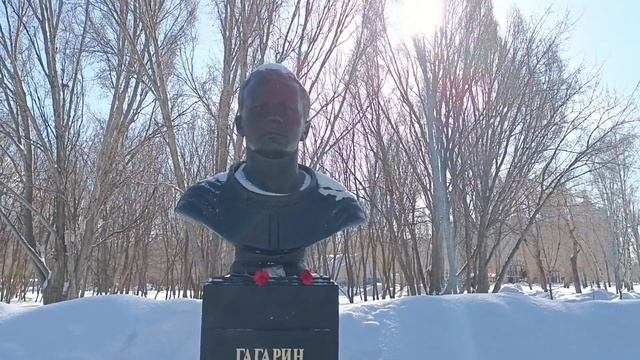 ПОЗДРАВЛЯЮ ВАС С РОЖДЕСТВОМ. ВСЕМ ЖЕЛАЮ СЧАСТЬЯ.... смотреть онлайн