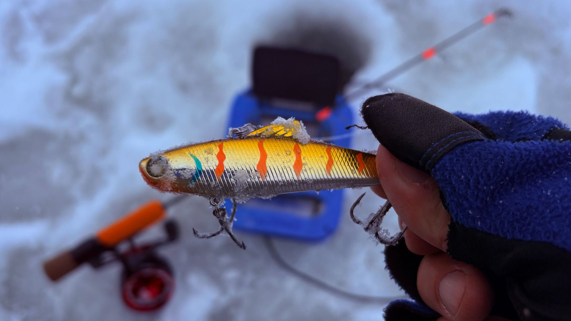 Поверил в ПРИМАНКУ, ОНА ЛОВИТ! РЫБАЛКА на раттлины, Судак зимой 2026 смотреть онлайн
