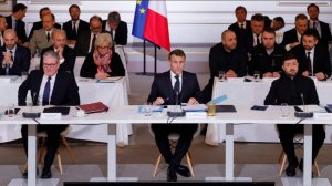 Зеленский, Стармер и Макрон подписали декларацию о размещении войск на Украине