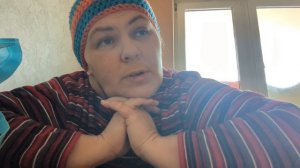 Жизнь в деревне. Живет своей жизнью.