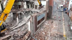 Еще несколько зданий РУШАТСЯ 💥 Сиротский приют Святого Иосифа |