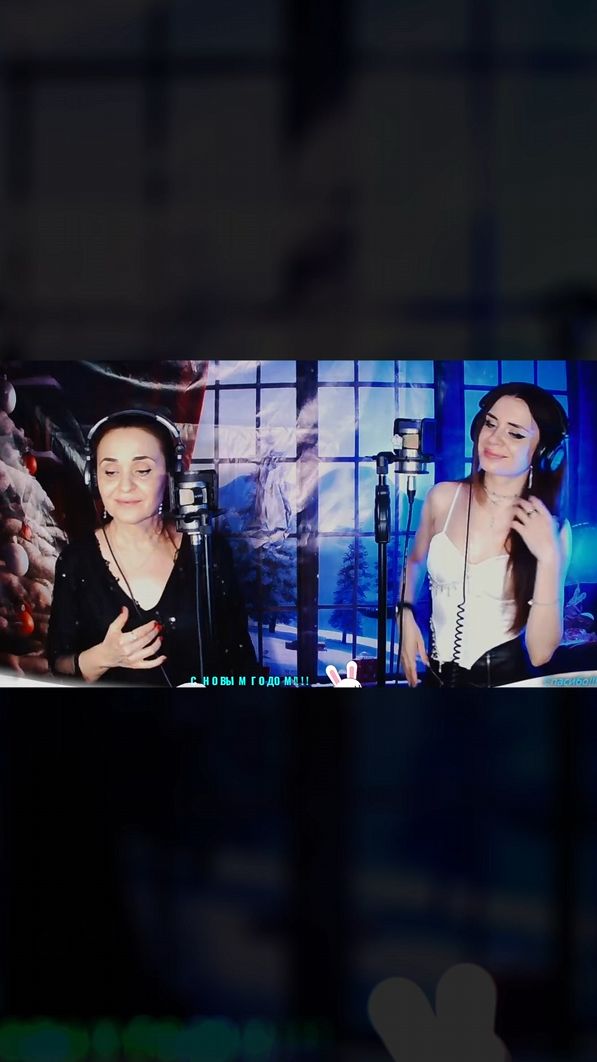 Песня " Foreigner - I Want To Know What Love Is ".На русском!Cover MillerMusic.Момент из трансляции! смотреть онлайн