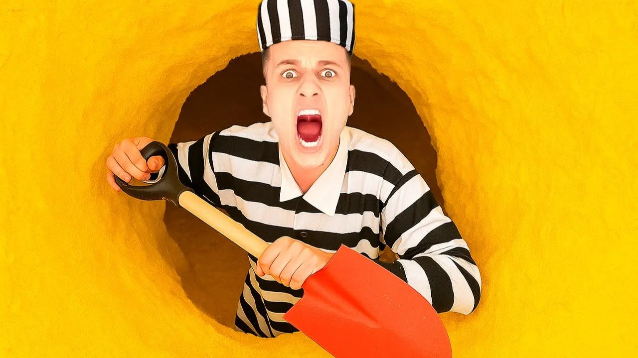 Я ЗАСТРЯЛ В 100 СЛОЯХ ОДНОГО ЦВЕТА! 🤡 ЗЛОЙ КЛОУН РЯДОМ! смотреть онлайн