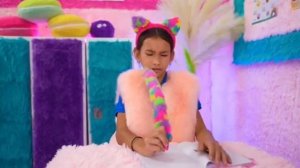 Лайк Крошки Настя картонная пушистая Лего школа