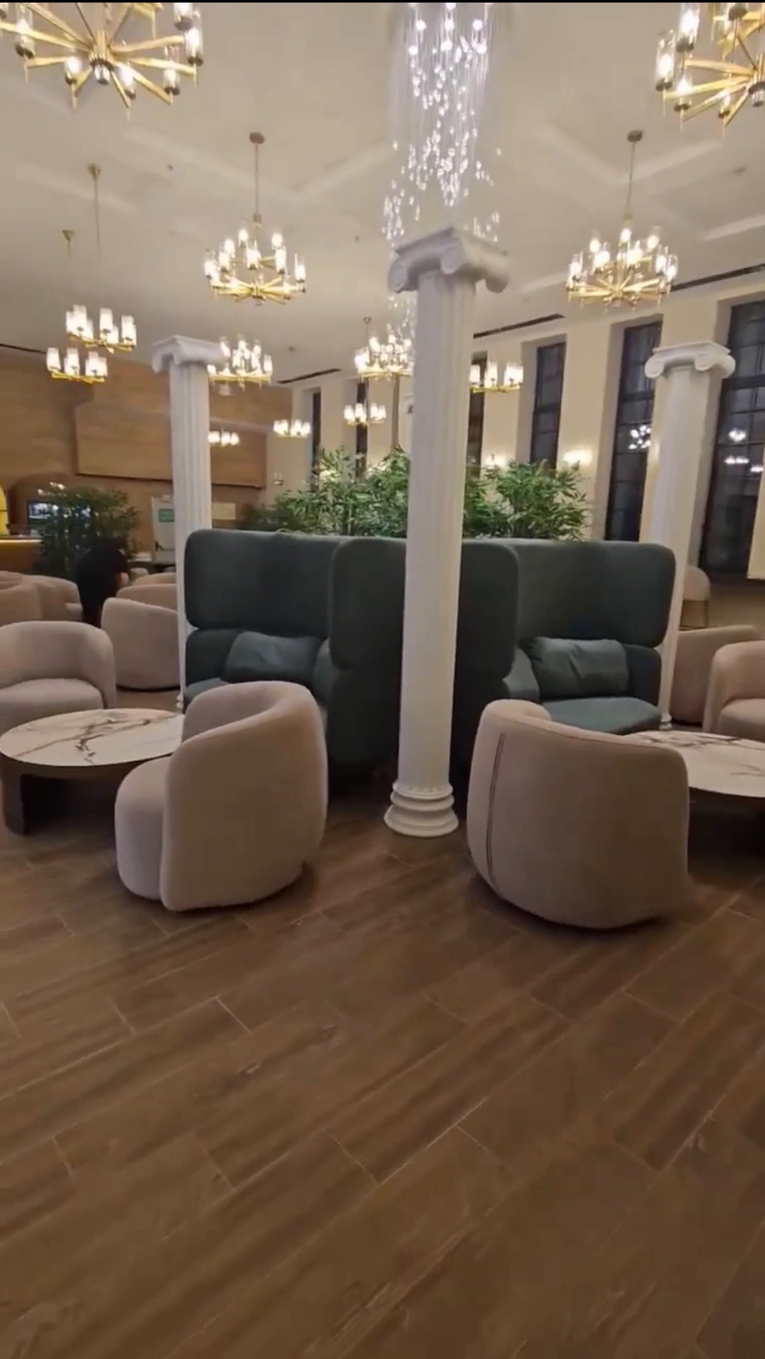 Как выглядит после комплексной реновации бизнес-зал в аэропорту Пулково смотреть онлайн