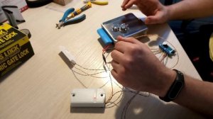 Настройка времени открытия двери для электромеханических замков (контроллер z-5r)