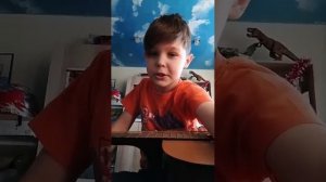 Как играть на гитари