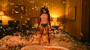 Они придут за тобой — Русский трейлер. Зази Битц.