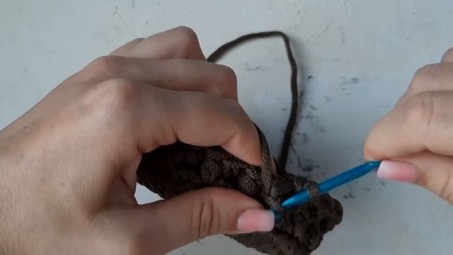 Мастер - класс Сумка- ведерко узором Шишечки