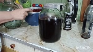 Вино хорошо🍷,но пирог с пьяной 🍒ещё лучше.