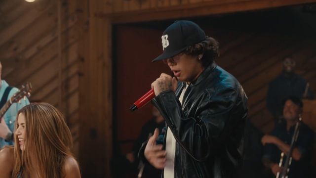 Шакира Эд тиран выступление Хип Дент Лай