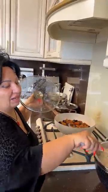 ПРАЗДНИЧНЫЙ ПЛОВ И РЫБА ОТ АРУСИ КАВКАЗ смотреть онлайн