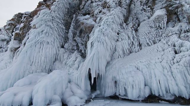 Наплески на Байкале на острове Ольтрек