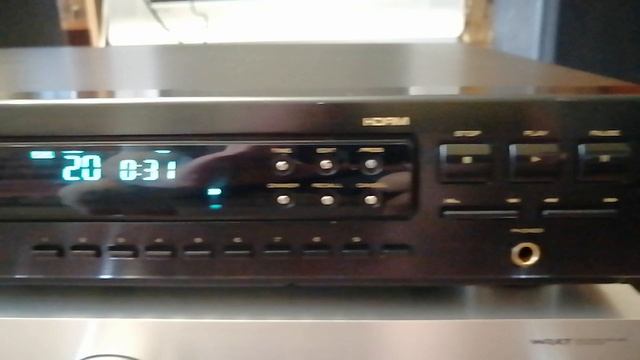 Marantz CD-63MK2 Видео работы перед продажей на сайте Авито. смотреть онлайн