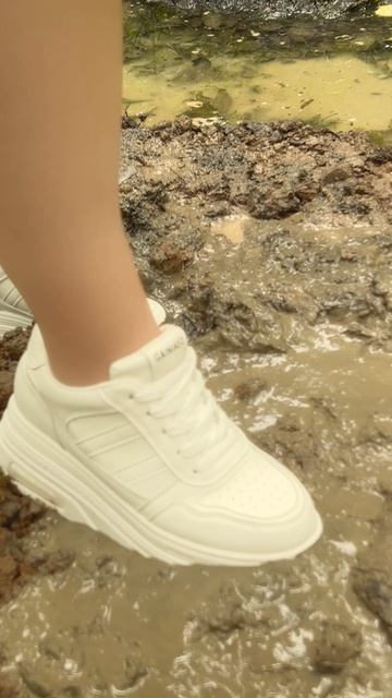 Девушка в грязи смотреть онлайн