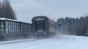 Поезд Слободское - Киров под тягой тепловоза ЧМЭ3Т-7332 проследует станцию Матанцы