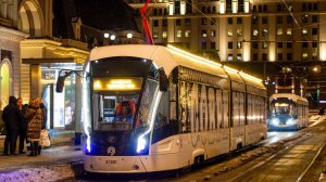 Предновогодняя поездка на тематическом трамвае "Витязь-М" по маршруту А (23.12.2025)