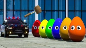 Лукас собирает трактор из волшебных яиц-сюрпризов | Мультик про полицейский грузовик