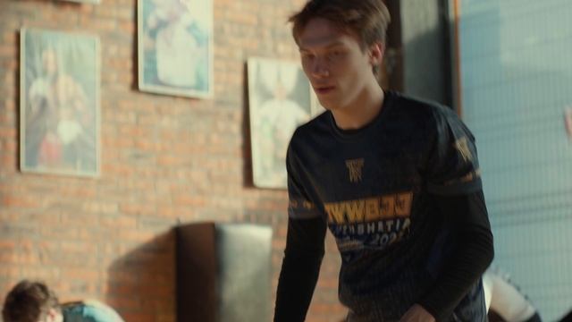  Первое правило Бойцовского клуба: никому не рассказывать о Бойцовском клубе.