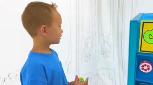 Настя и Ева челлендж холодное против горячего [get.gt]