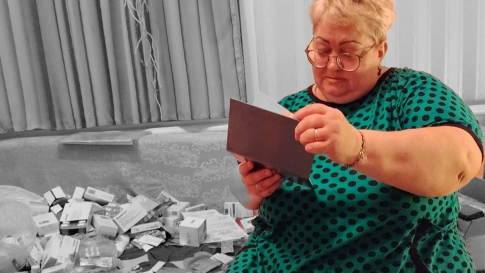 Собирая таблетки.... БОЛЬ,которая НЕ УТИХАЕТ📌 смотреть онлайн