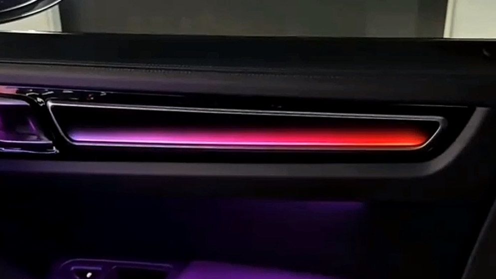 Дополнительная контурная подсветка PORSCHE CAYENNE E3. PORSCHE-UPGRADE.RU смотреть онлайн