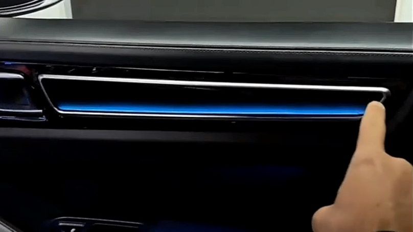 Additional contour lighting for the PORSCHE CAYENNE E3. PORSCHE-UPGRADE.RU смотреть онлайн